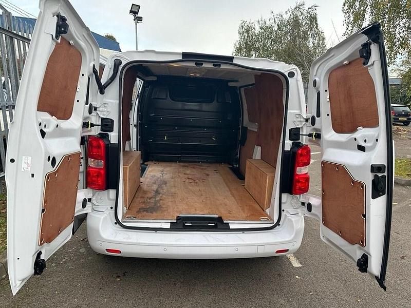 Used Fiat Scudo S 120 HP (88 kW) 2023 White Van