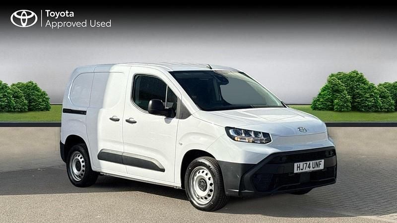 Icy white Used 2024 Toyota Proace Active Van | £16,190 (Fair price) - Image 1/2