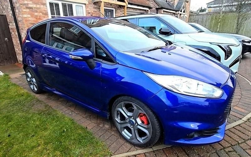 Used 2017 Ford Fiesta ST Hatchback | £7,750 (Super price) - Image 1/1