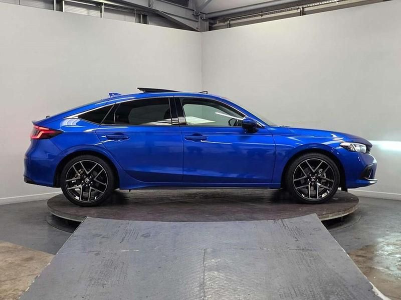 Used Honda Civic Advance 140 HP (102 kW) 2024 Blue Hatchback