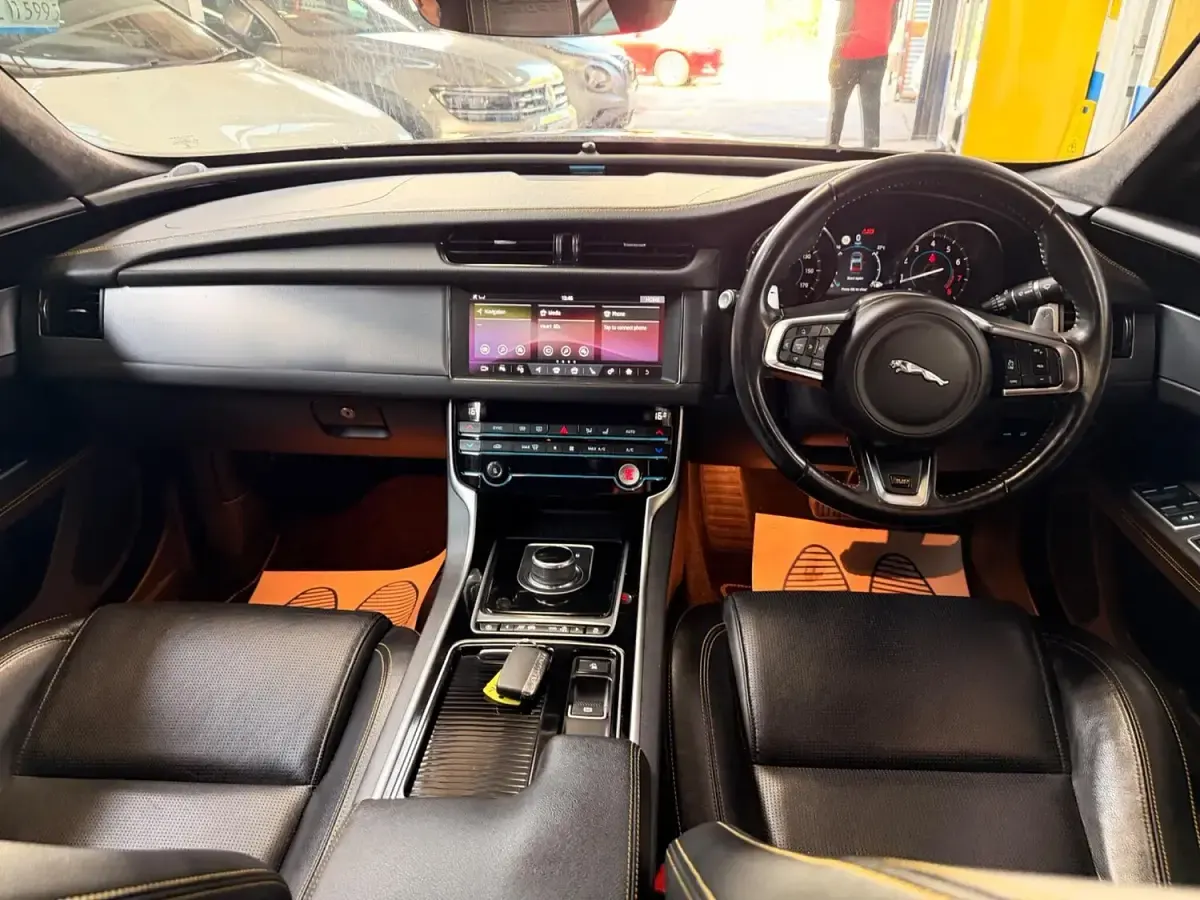 Used Jaguar XF S 300 HP (220 kW) 2018 Black Sedan