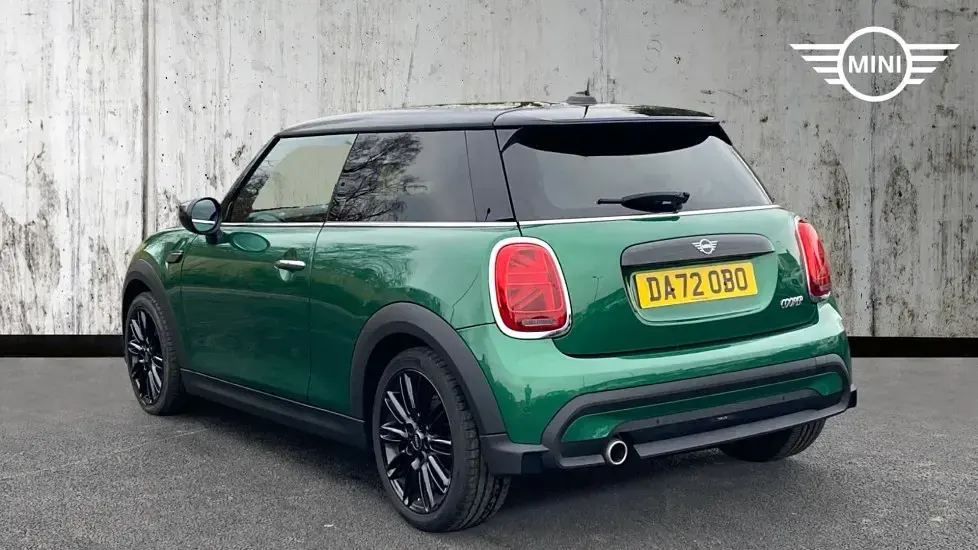 Used Mini Cooper Exclusive 134 HP (98 kW) 2022 Green Hatchback