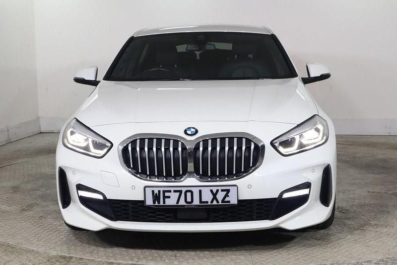 Used BMW 118 M Sport 150 HP (110 kW) 2020 White Hatchback