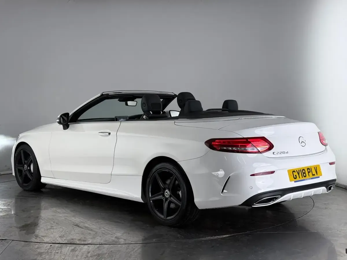 Second-hand Mercedes C220 AMG line 2018 Alb Cabrio