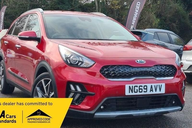 Red Used 2020 Kia Niro SUV | £14,995 (Fair price) - Image 1/1