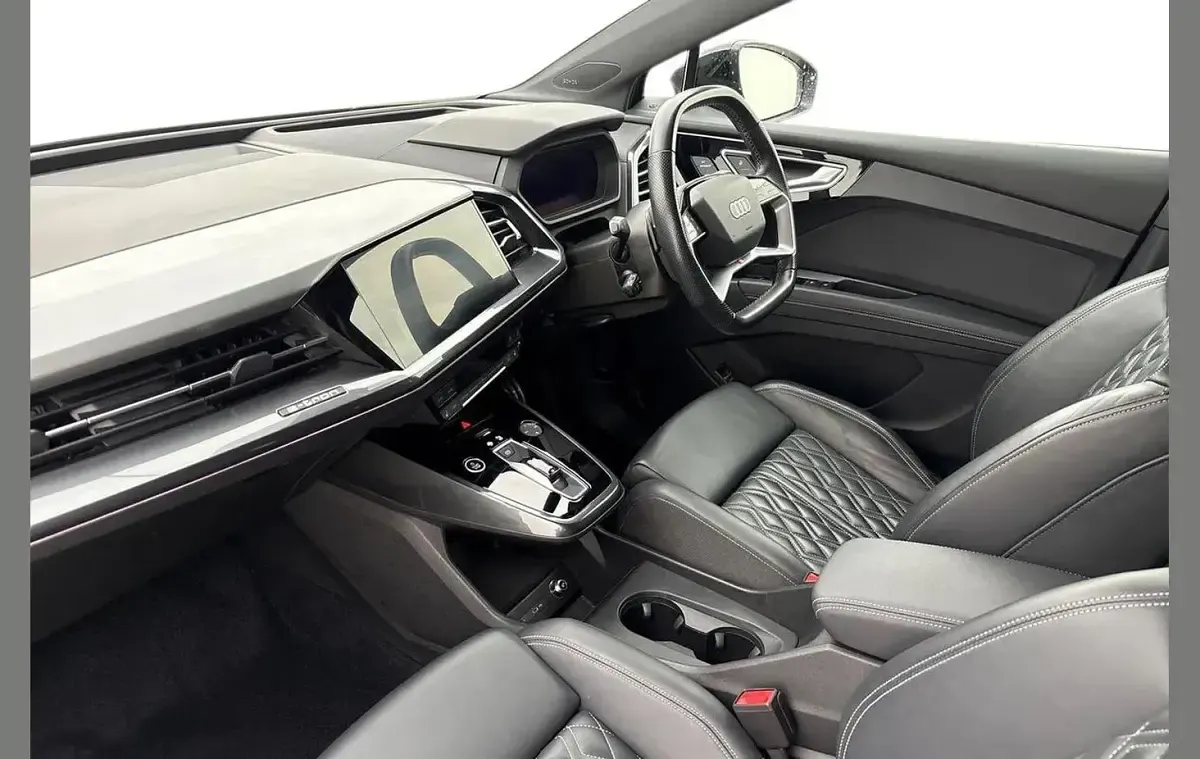 Used Audi Q4 e-tron Advanced Plus 219 kW (299 HP) 2022 Grey SUV