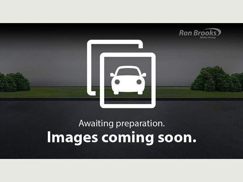 Used Toyota Corolla 2022 White Hatchback