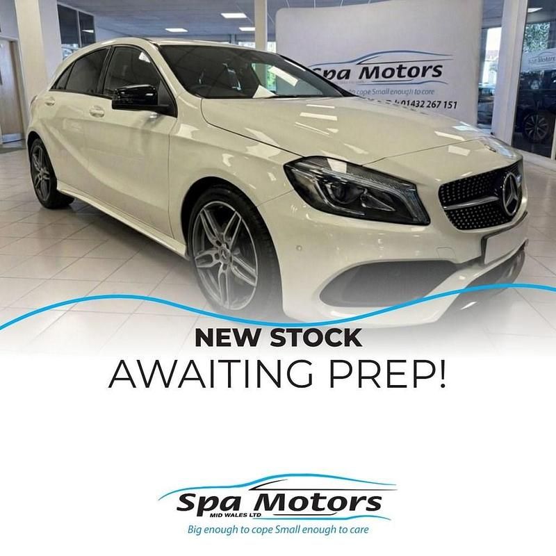 Used Mercedes A200 AMG line 2018 White Hatchback