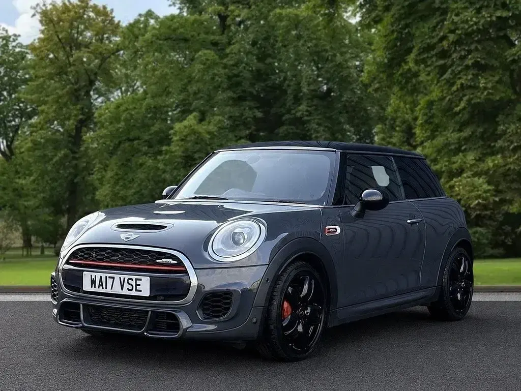 Used Mini John Cooper Works Hatch 231 HP (169 kW) 2017 Grey Hatchback