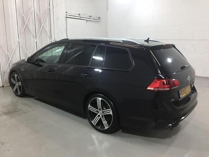 Used VW Golf VII R 300 HP (220 kW) 2015 Black Estate