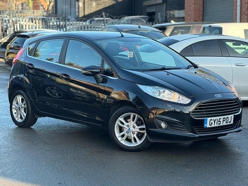 Black Used 2015 Ford Fiesta Zetec Hatchback | £5,495 (Fair price) - Image 1/3