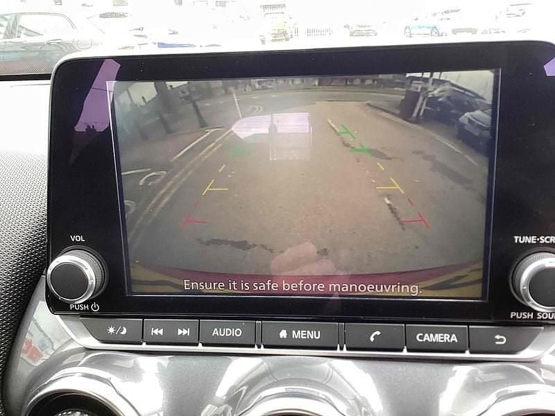 Used Nissan Juke Acenta 117 HP (86 kW) 2023 Red SUV