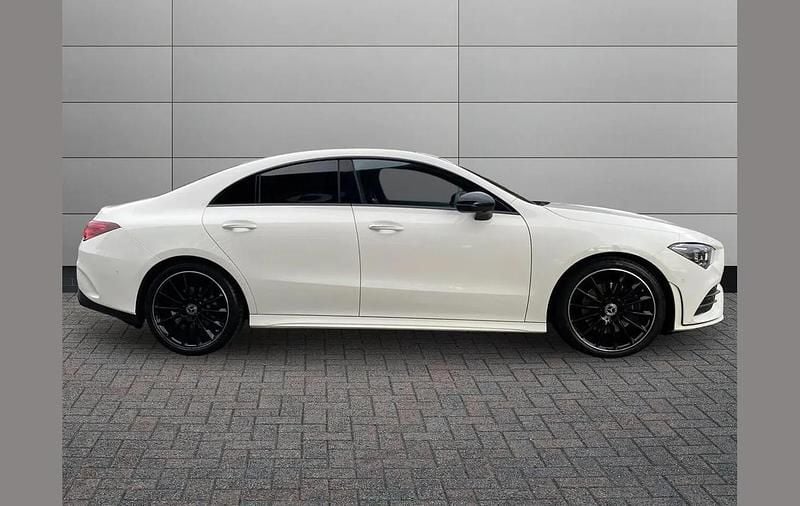 Used Mercedes CLA200 AMG Line Premium Plus 161 HP (118 kW) 2023 White Coupe