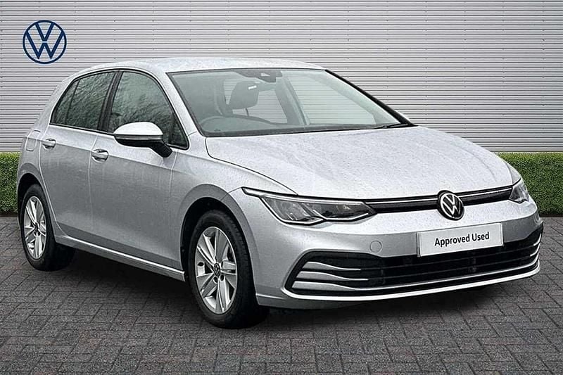 Used VW Golf VII Life 150 HP (110 kW) 2020 Silver Hatchback