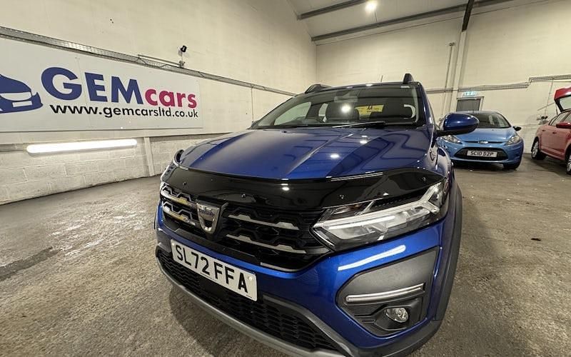 Used Dacia Sandero Comfort 91 HP (66 kW) 2022 Blue Hatchback