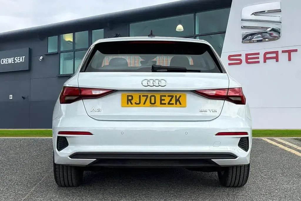 Used Audi A3 Sportback Advanced 2020 White Hatchback