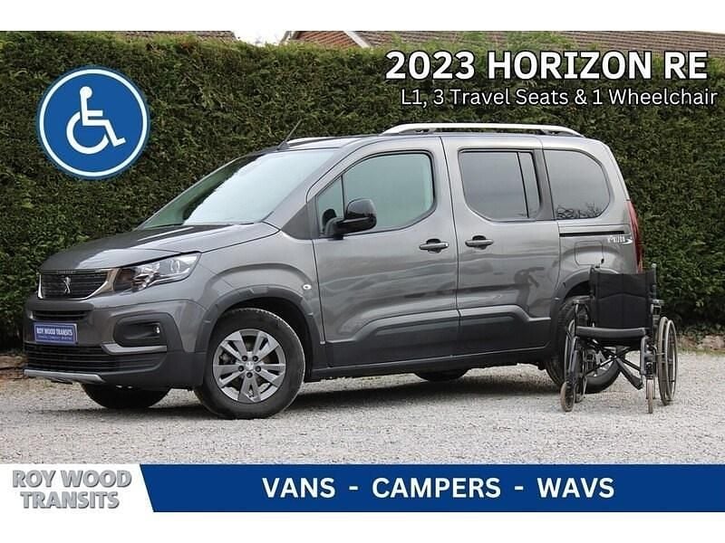 Grey Used 2023 Peugeot Rifter Allure MPV | £17,495 (Fair price) - Image 1/4