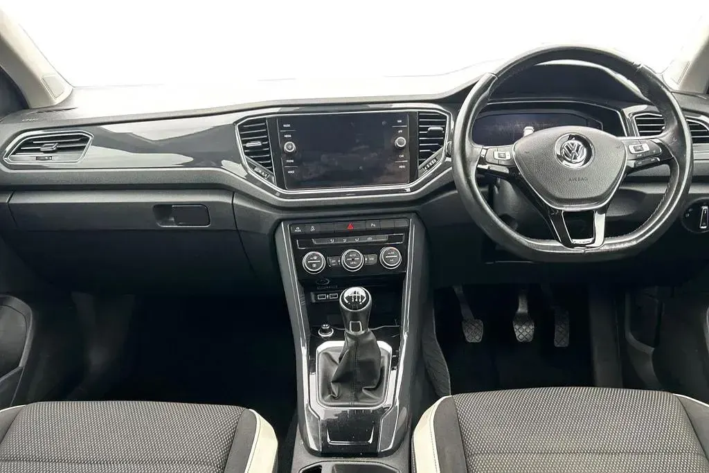 Used VW T-Roc SEL 115 HP (84 kW) 2018 Grey SUV