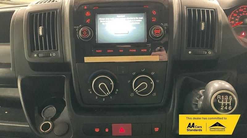 Used Peugeot Boxer 130 HP (95 kW) 2018 Black Van