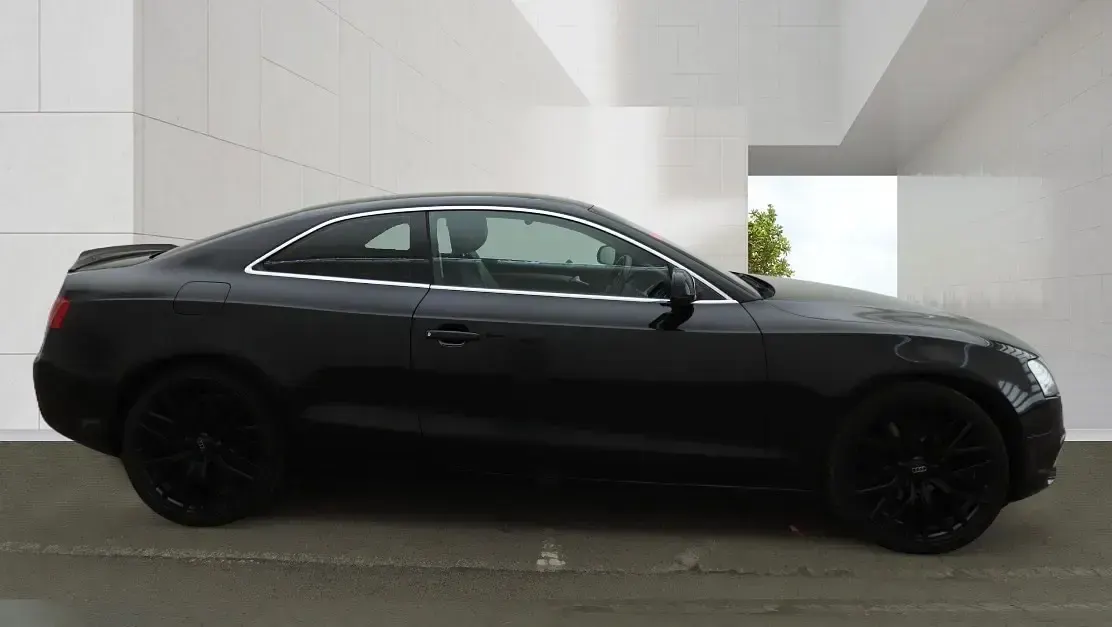 Used Audi A5 Comfort 163 HP (119 kW) 2015 Black Coupe