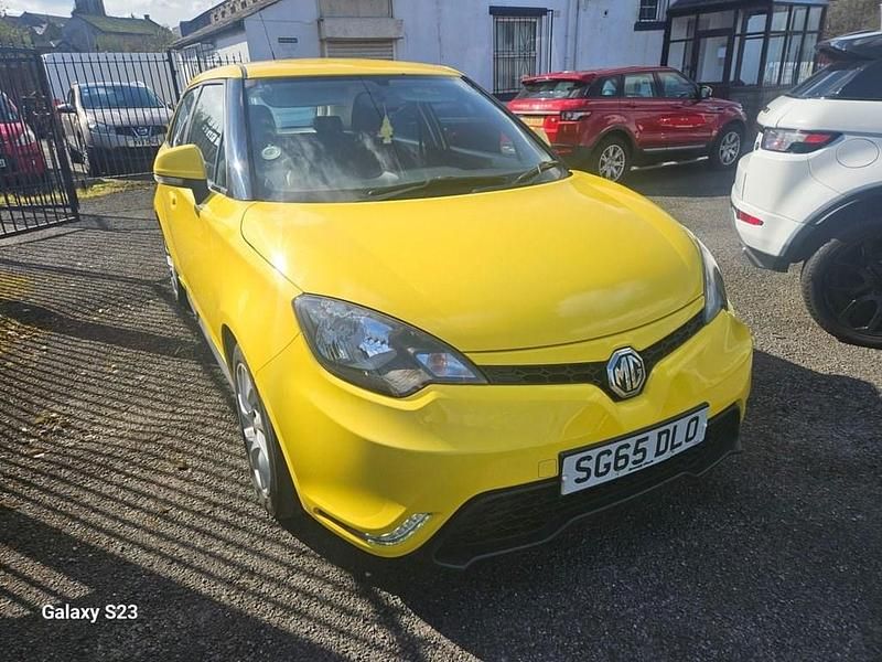 Used MG MG3 2015 Yellow Hatchback