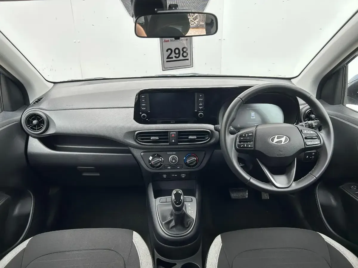 Used Hyundai i10 Advanced 62 HP (45 kW) 2025 Blue Hatchback