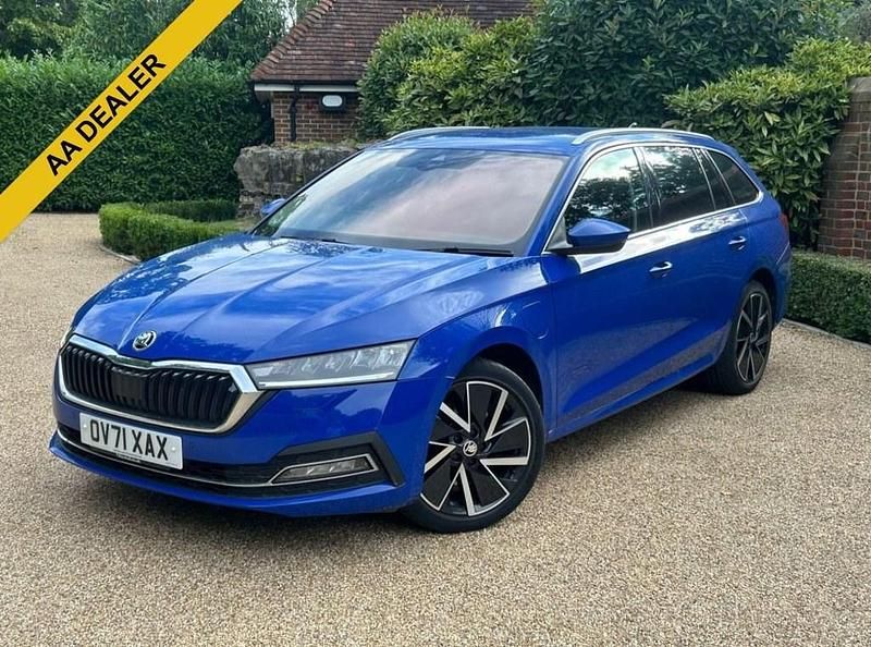 Blue Used 2021 Skoda Octavia SE L Estate | £14,995 (Fair price) - Image 1/4