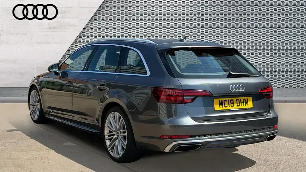 Used Audi A4 S-Line 190 HP (139 kW) 2019 Grey Estate