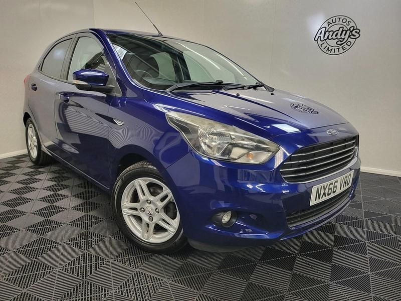 Second-hand Ford Ka Plus Zetec 2016 Albastru Hatchback