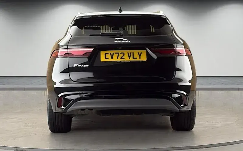 Used Jaguar F-Pace R-Dynamic 204 HP (150 kW) 2022 Santorini black SUV
