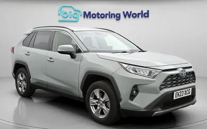 Usado Toyota RAV4 218 HP (160 kW) 2022 SUV