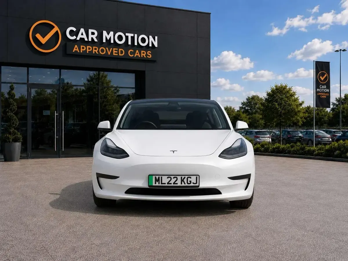 Used Tesla Model 3 Long Range AWD 366 kW (498 HP) 2022 White Sedan
