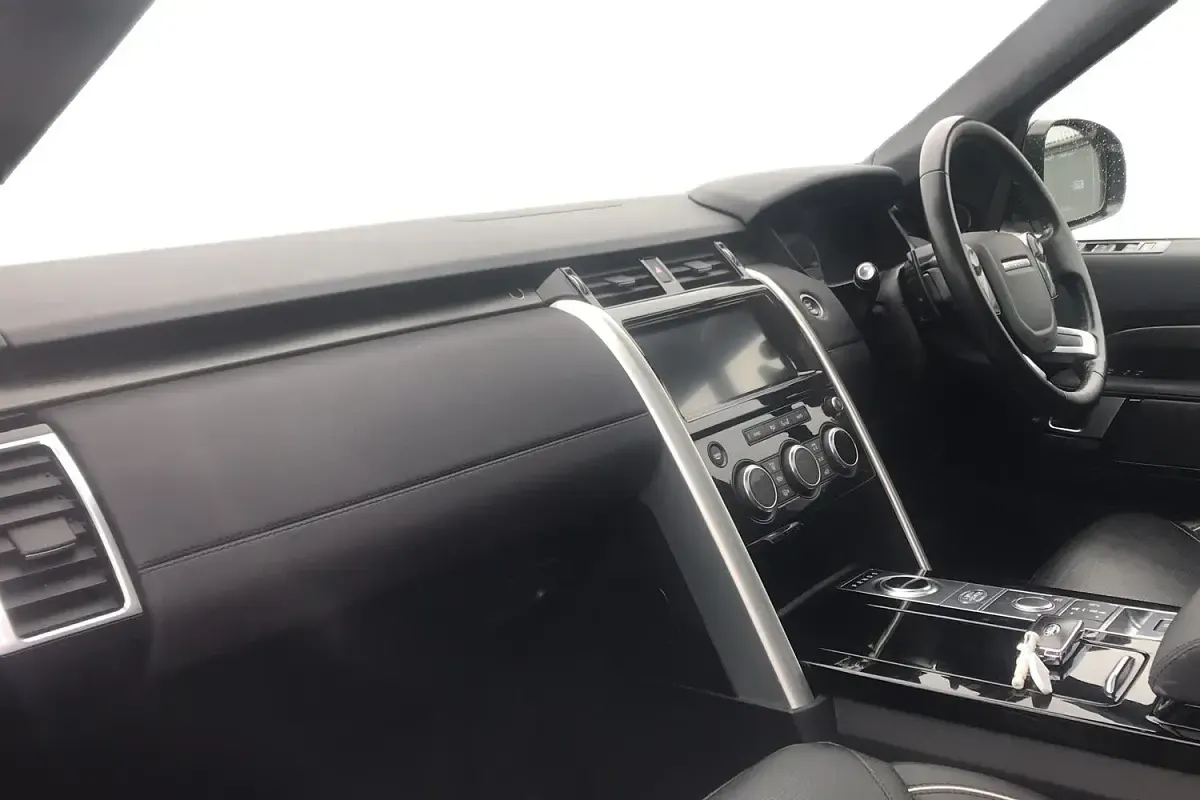 Used Land Rover Discovery 5 HSE 2019 SUV