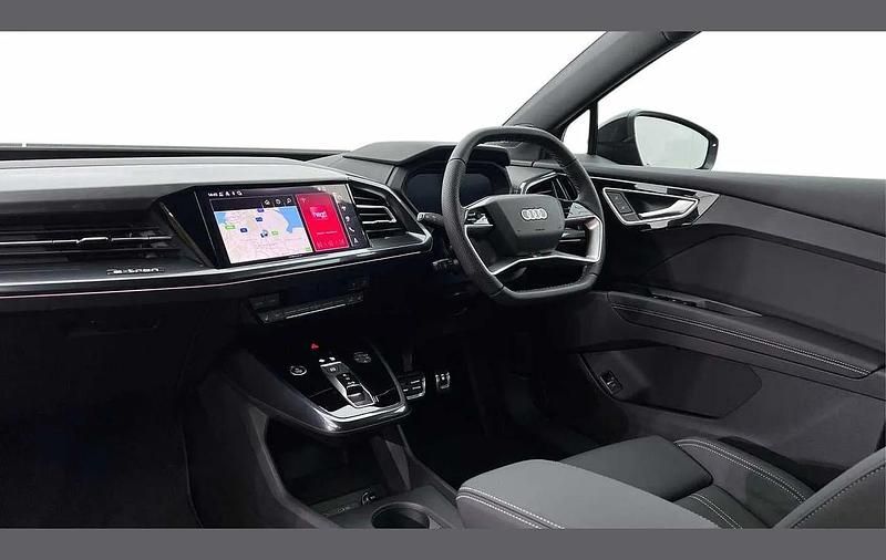 Used Audi Q4 e-tron Black Edition 150 kW (204 HP) 2026 Grey SUV