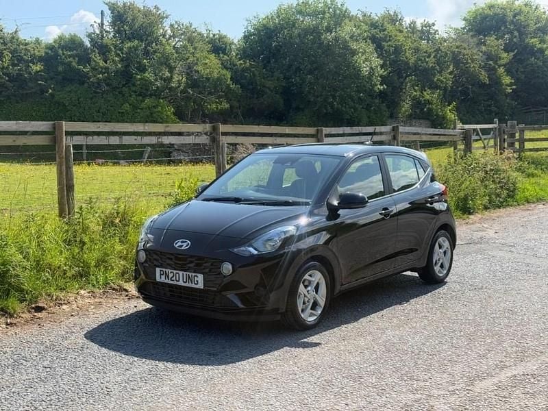Black Used 2020 Hyundai i10 SE Hatchback | £10,995 (A bit pricey) - Image 1/4