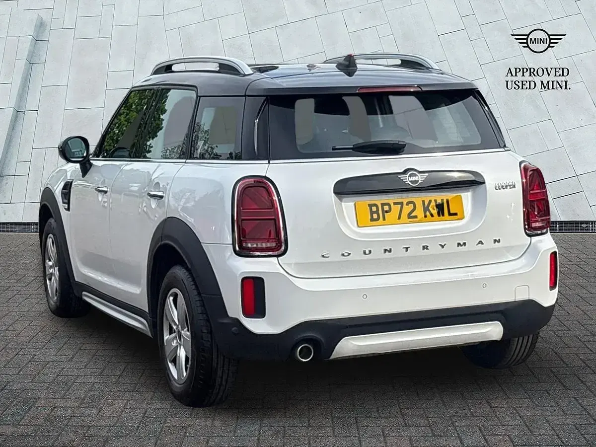 Usado Mini Cooper Countryman Classic 134 CV (98 kW) 2023 Blanco SUV