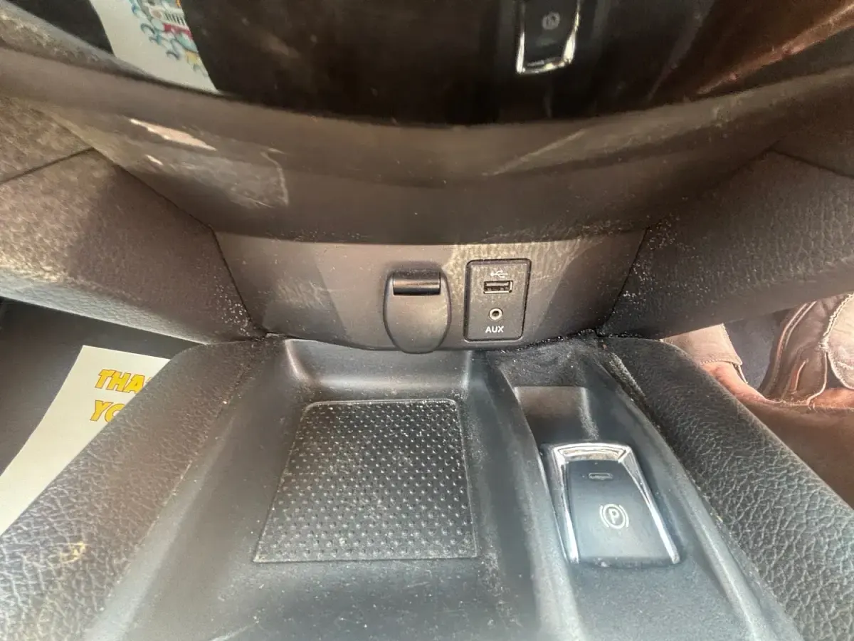 Used Nissan X-Trail N-TEC 130 HP (95 kW) 2016 Green SUV