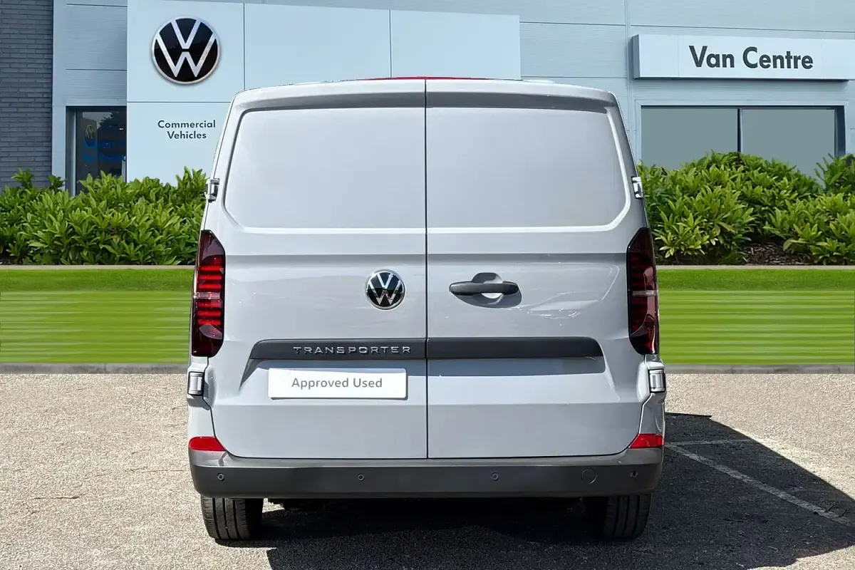 New VW Transporter Pro 110 HP (80 kW) 2025 Grey Van