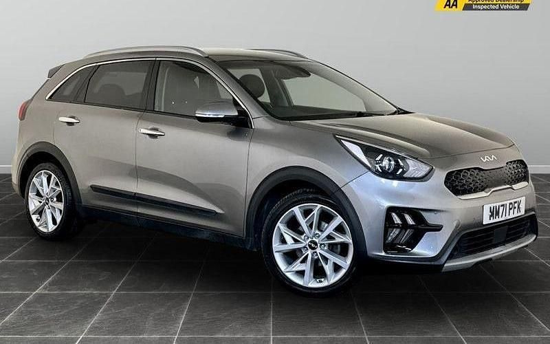 Grey Used 2022 Kia Niro 3 SUV | £16,495 (Good price) - Image 1/2