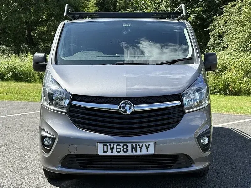 Used Vauxhall Vivaro Sportive 120 HP (88 kW) 2018 Grey