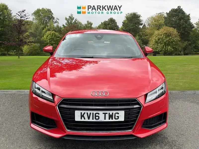 Begagnad Audi TT S-Line 230 HK (169 kW) 2016 Röd Sportkupé