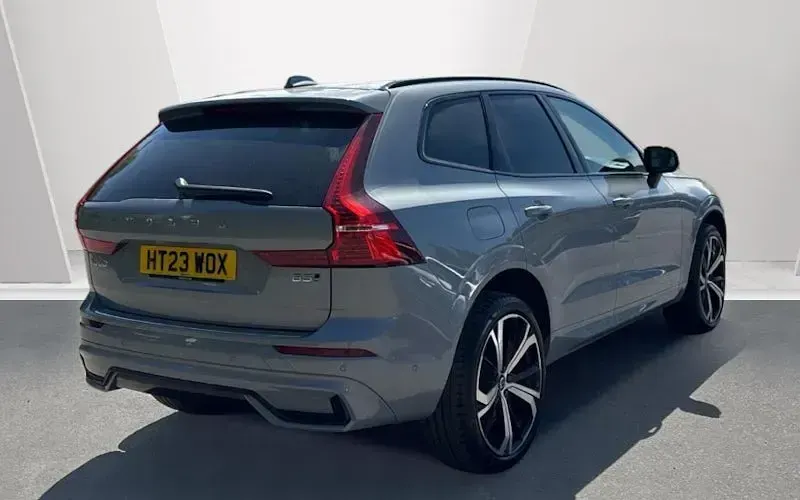 Used Volvo XC60 Ultimate 250 HP (183 kW) 2023 Vapour grey SUV