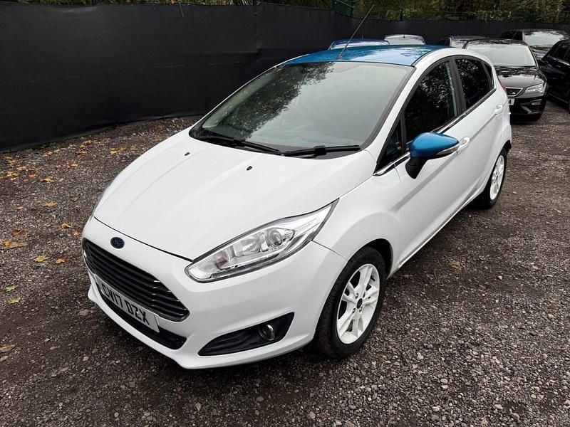White Used 2017 Ford Fiesta Zetec Hatchback | £3,995 (Fair price) - Image 1/4
