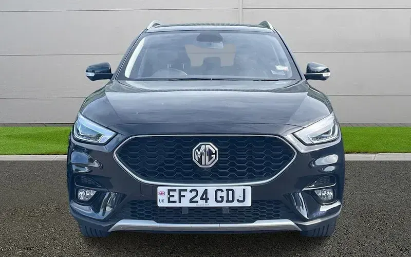 Usado MG ZS Exclusive 111 CV (81 kW) 2024 Negro SUV
