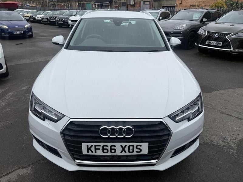 Used Audi A4 S-Line 190 HP (139 kW) 2026 White Estate