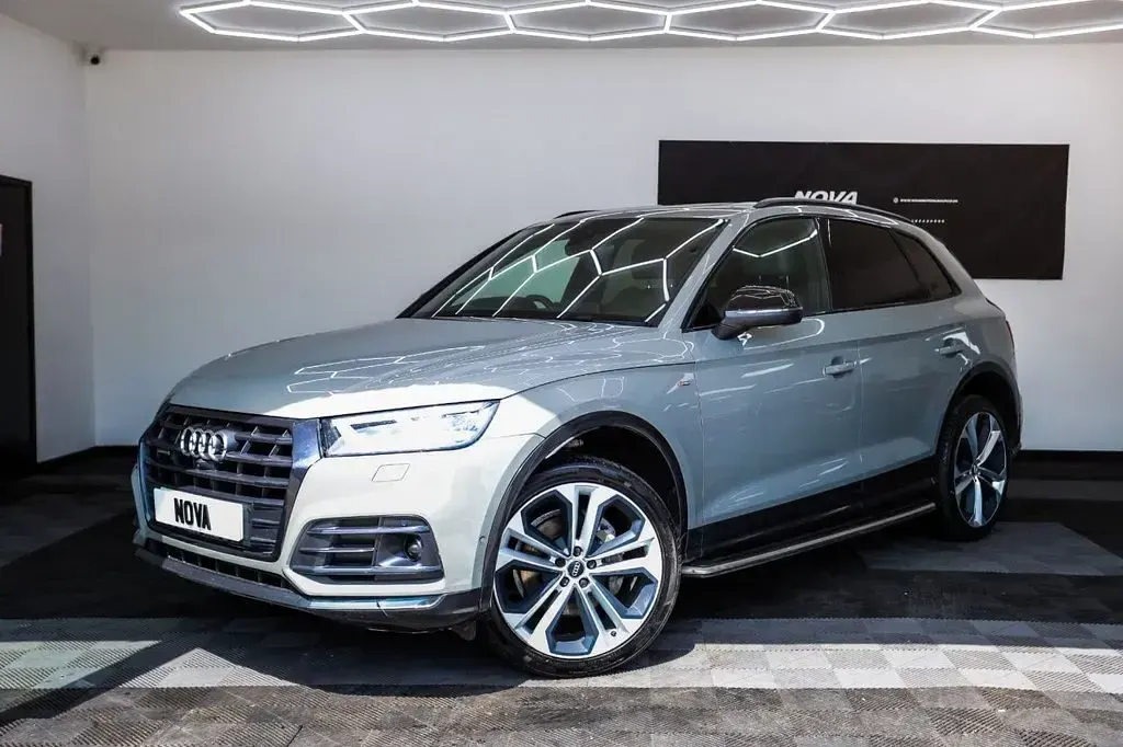 Used Audi Q5 Comfort 190 HP (139 kW) 2020 Grey SUV