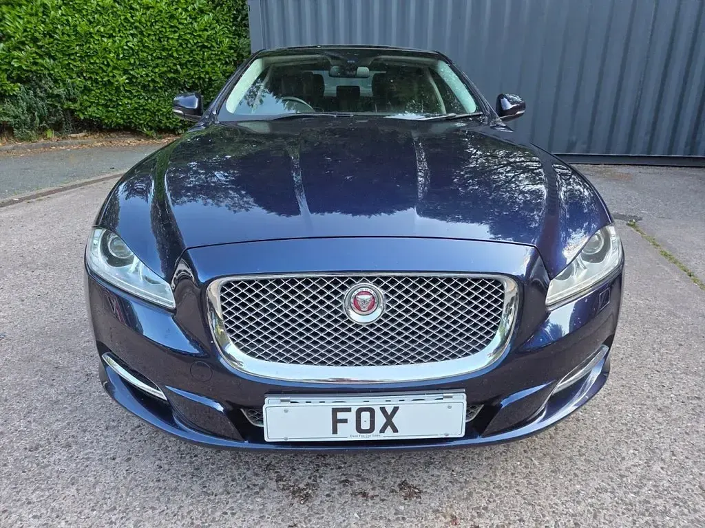 Used Jaguar XJ Portfolio 275 HP (202 kW) 2014 Blue Sedan
