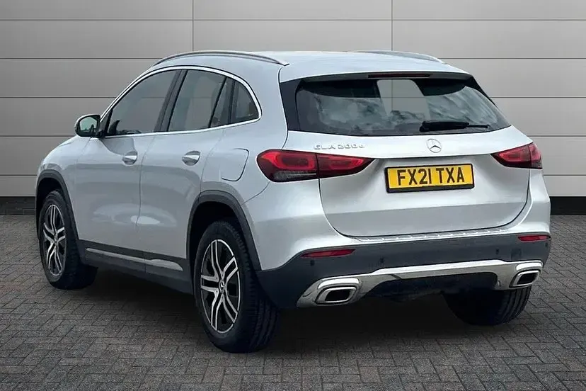 Used Mercedes GLA200 150 HP (110 kW) 2021 Silver SUV