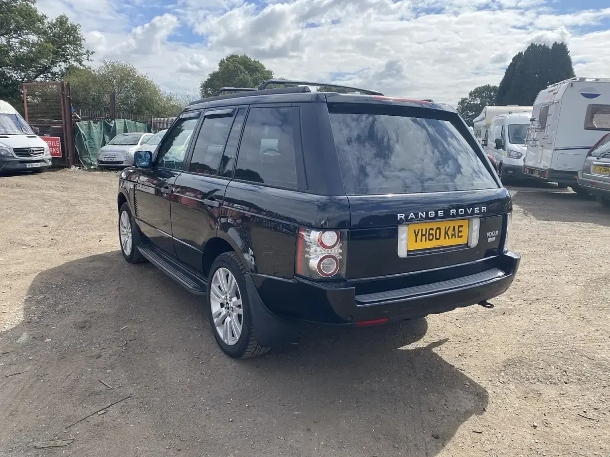 Used Land Rover Range Rover Vogue 2010 Black SUV