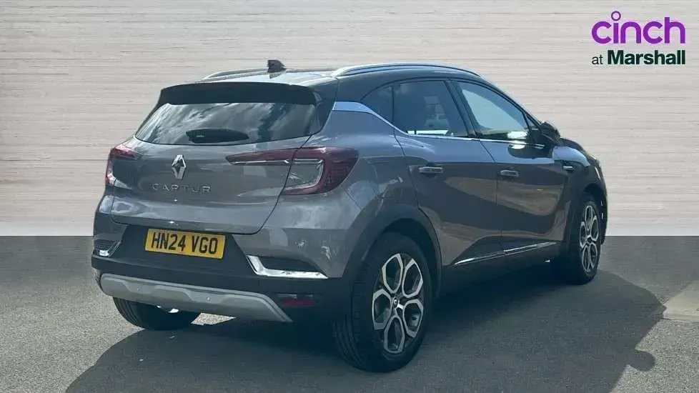 Used Renault Captur Techno 91 HP (66 kW) 2024 Grey/black SUV